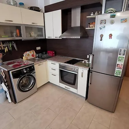 Homely, 2 Bed Apt, 4* Vineyards * Kableshkovo (Burgas)